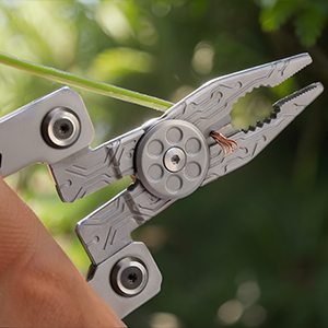 multifunctional pliers